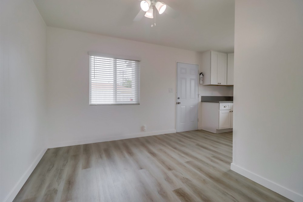 Virtual tour photo 34 of 68 for 951 14th St