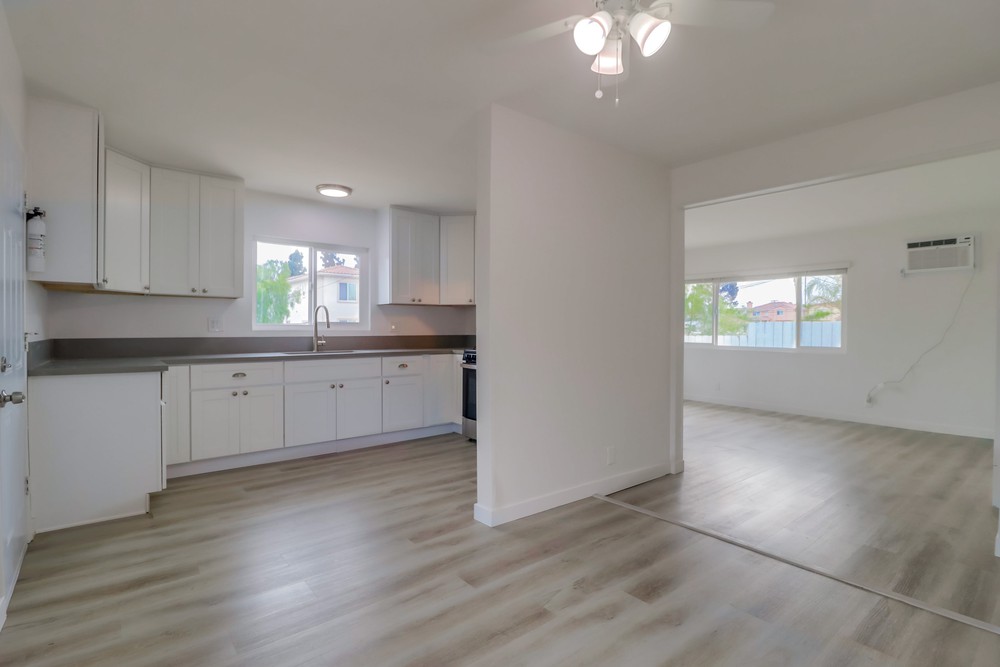 Virtual tour photo 38 of 68 for 951 14th St