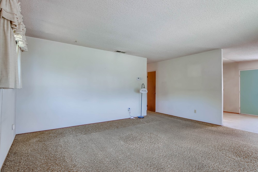 Virtual tour photo 7 of 50 for 951 Granger St