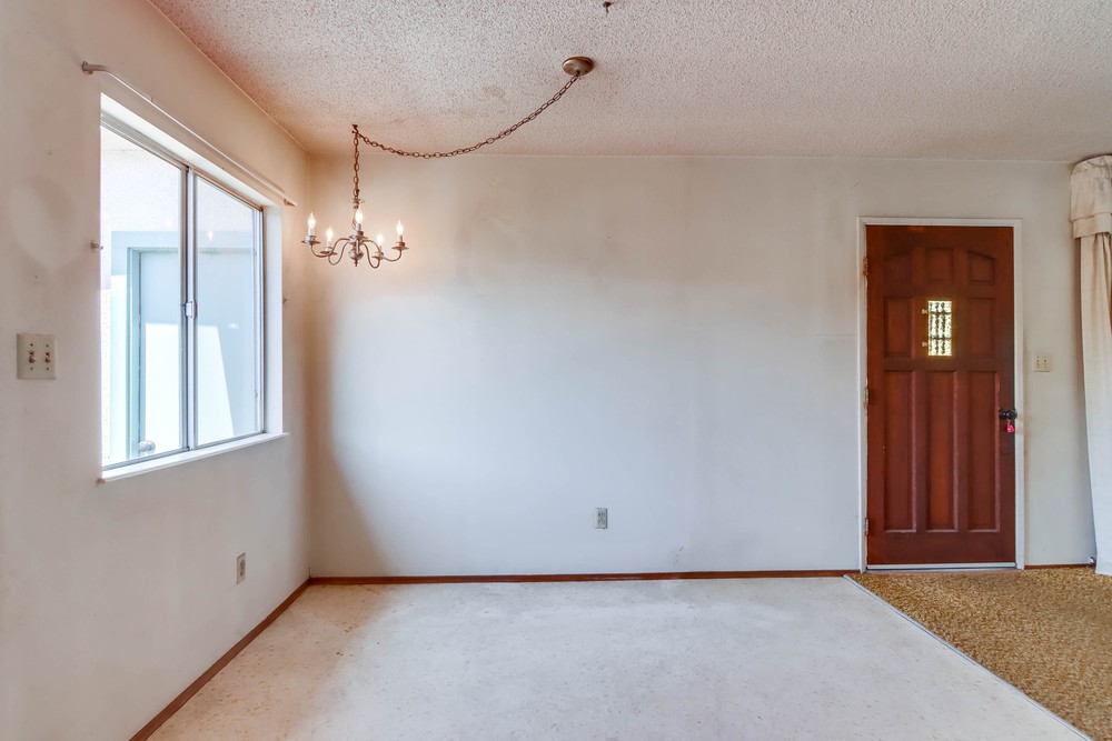 Virtual tour photo 13 of 50 for 951 Granger St