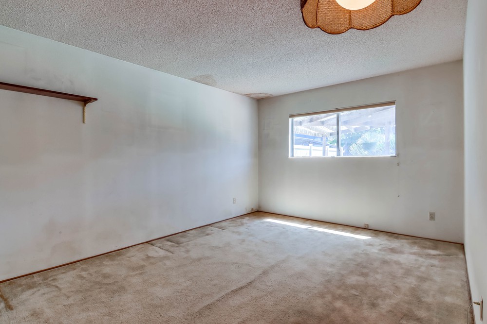 Virtual tour photo 31 of 50 for 951 Granger St