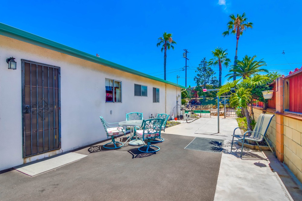 Virtual tour photo 37 of 50 for 951 Granger St
