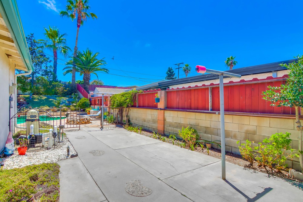 Virtual tour photo 39 of 50 for 951 Granger St