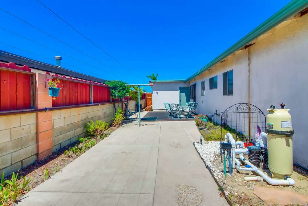 Virtual tour photo 40 of 50 for 951 Granger St