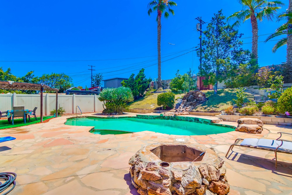 Virtual tour photo 41 of 50 for 951 Granger St