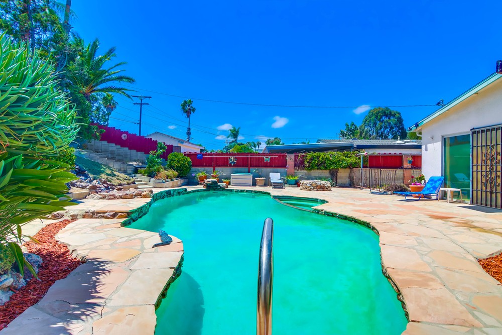 Virtual tour photo 45 of 50 for 951 Granger St