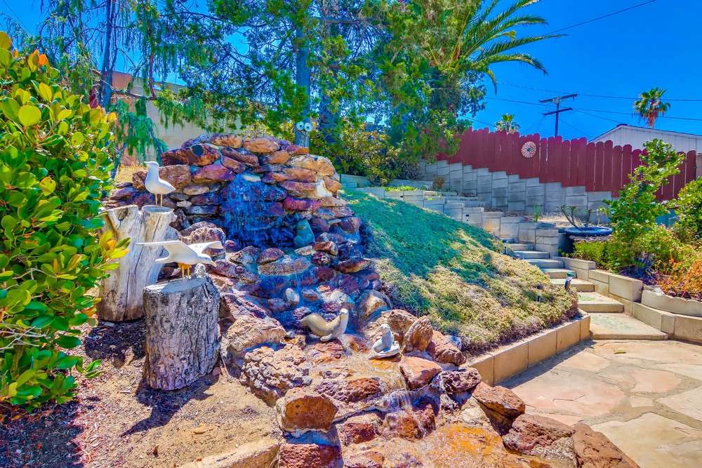 Virtual tour photo 47 of 50 for 951 Granger St