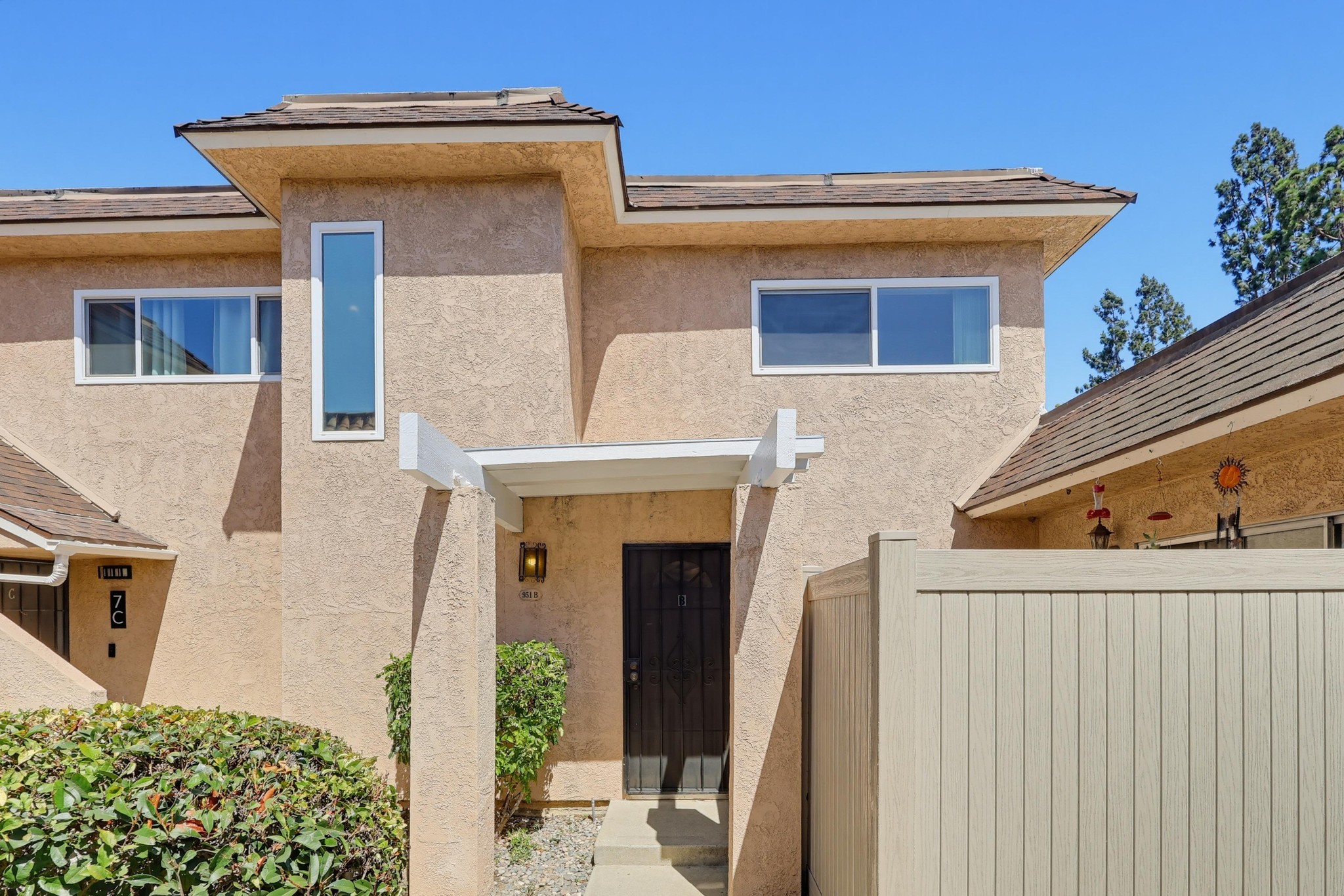 Virtual tour photo 9 of 76 for 951 Las Lomas Dr B
