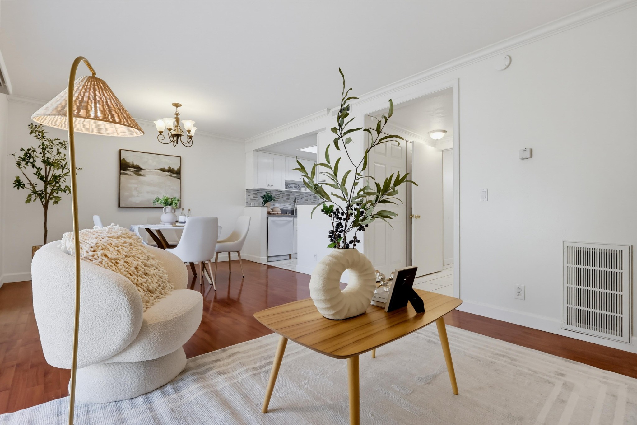 Virtual tour photo 19 of 76 for 951 Las Lomas Dr B