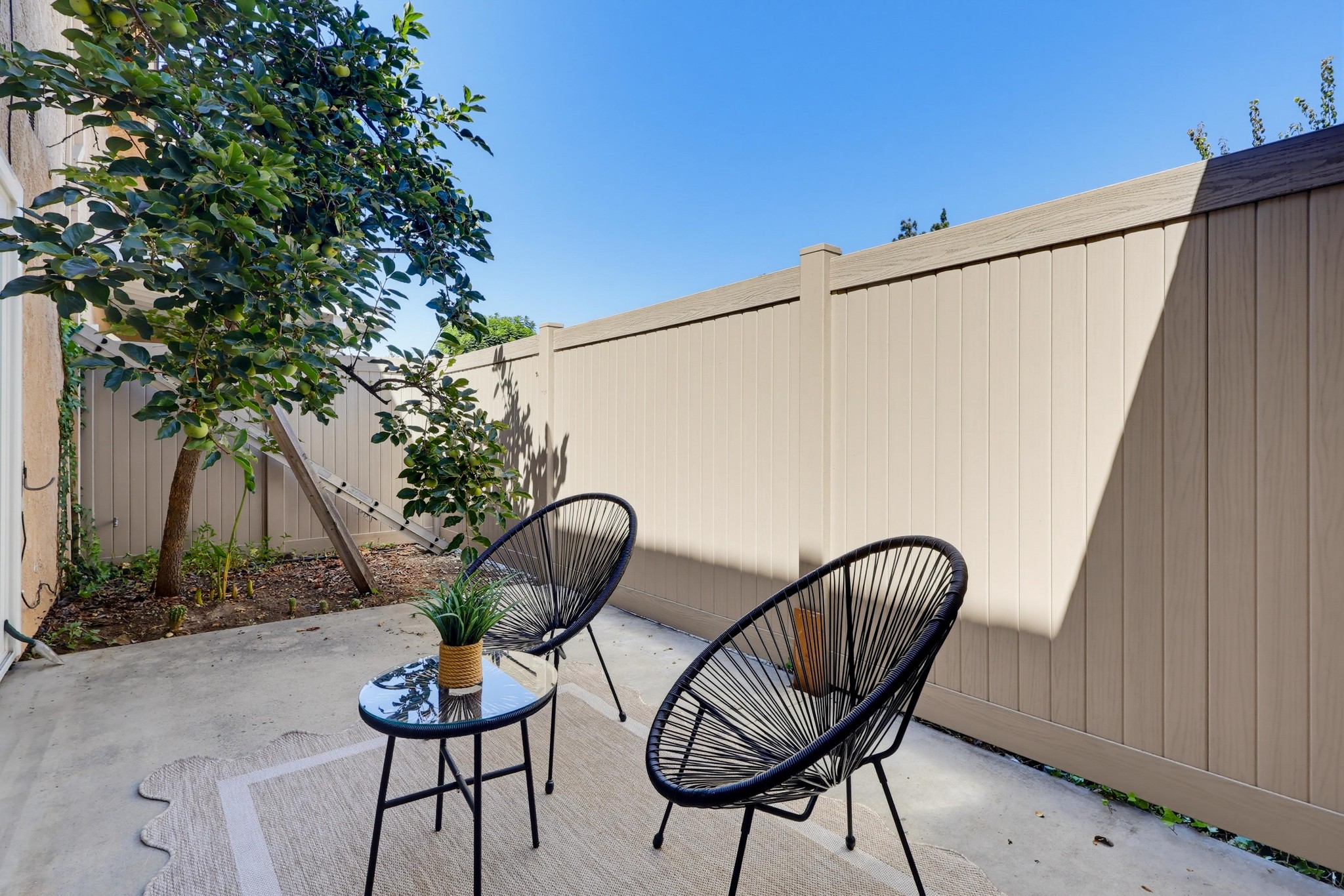 Virtual tour photo 39 of 76 for 951 Las Lomas Dr B