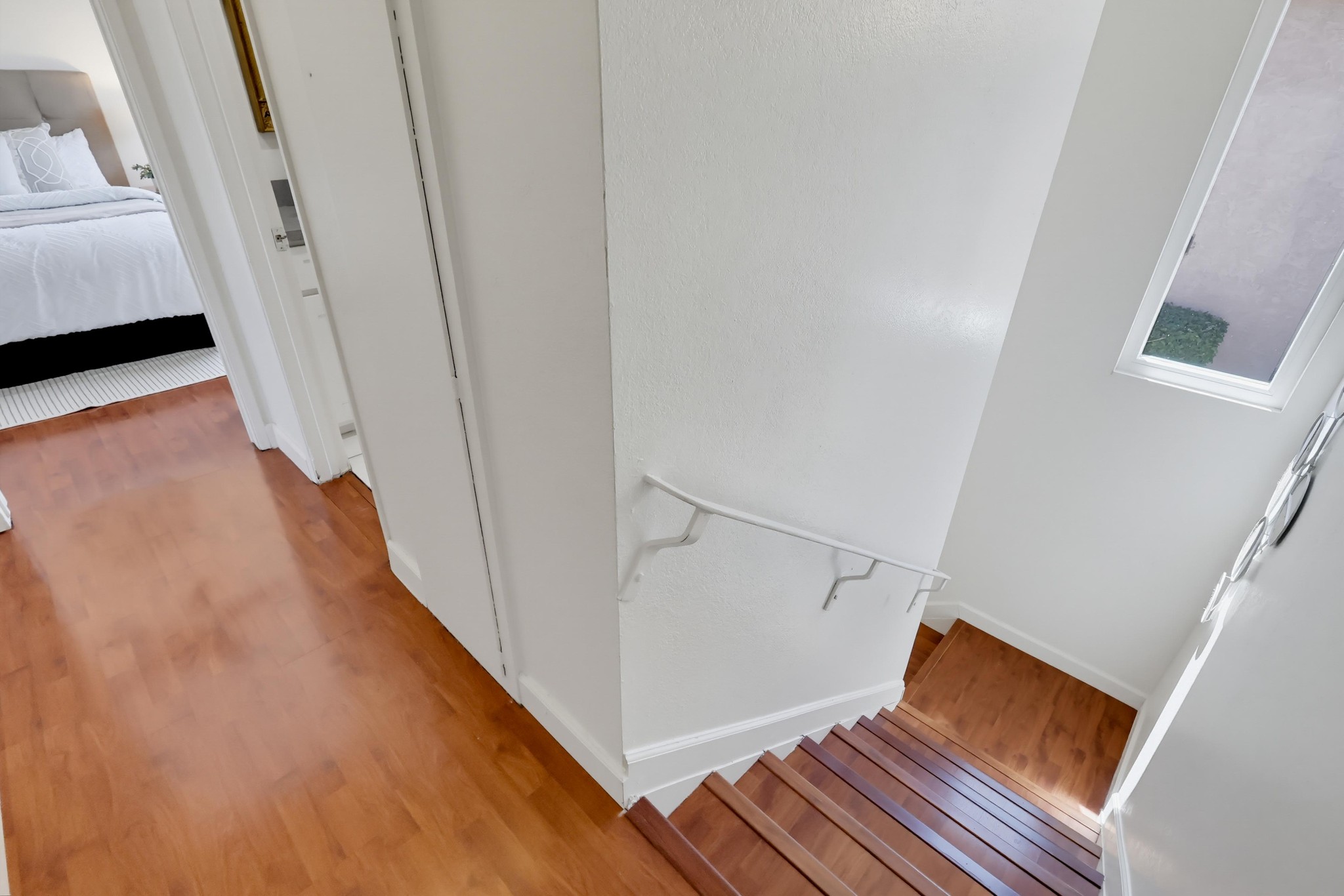 Virtual tour photo 47 of 76 for 951 Las Lomas Dr B