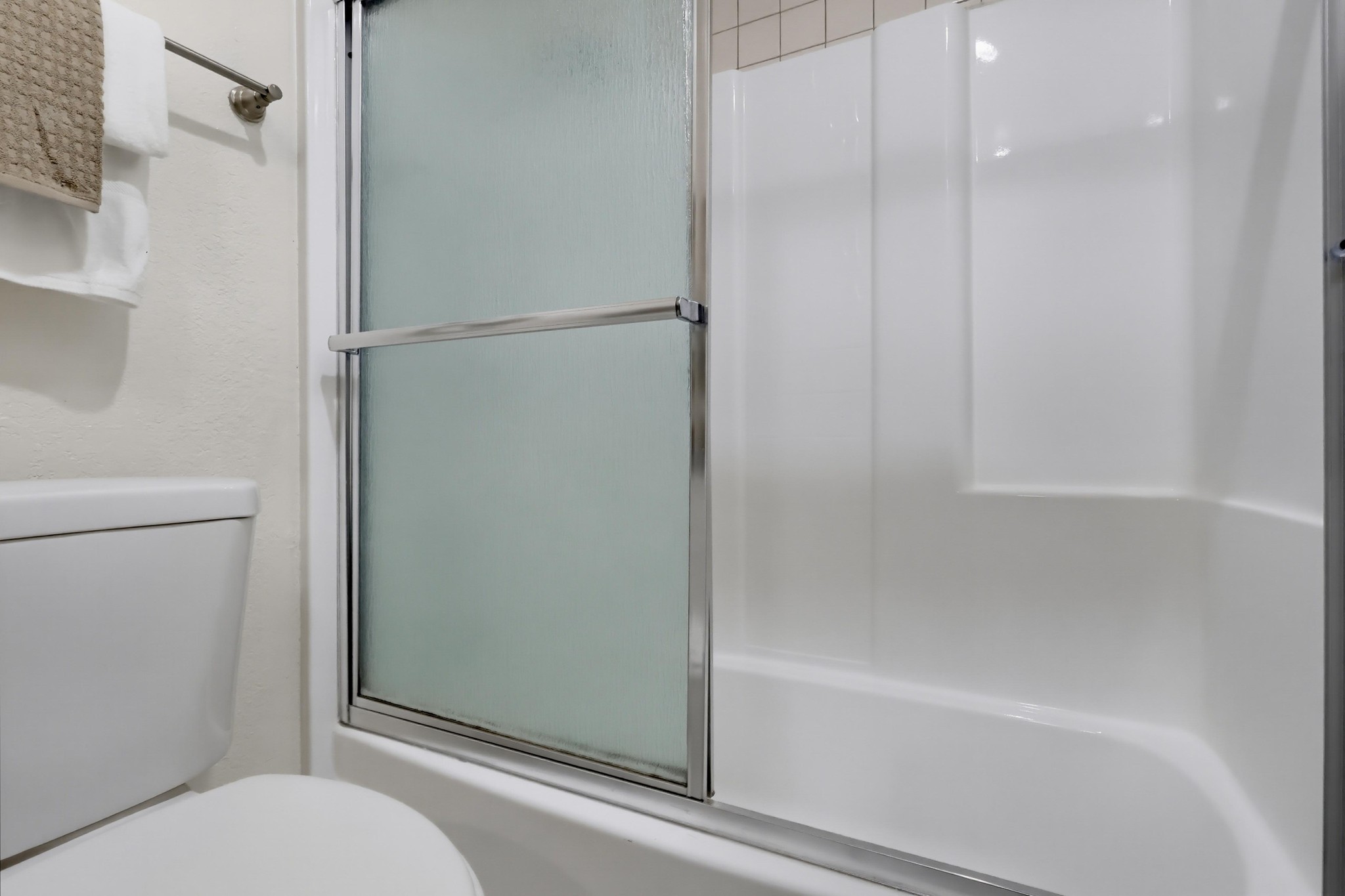 Virtual tour photo 52 of 76 for 951 Las Lomas Dr B