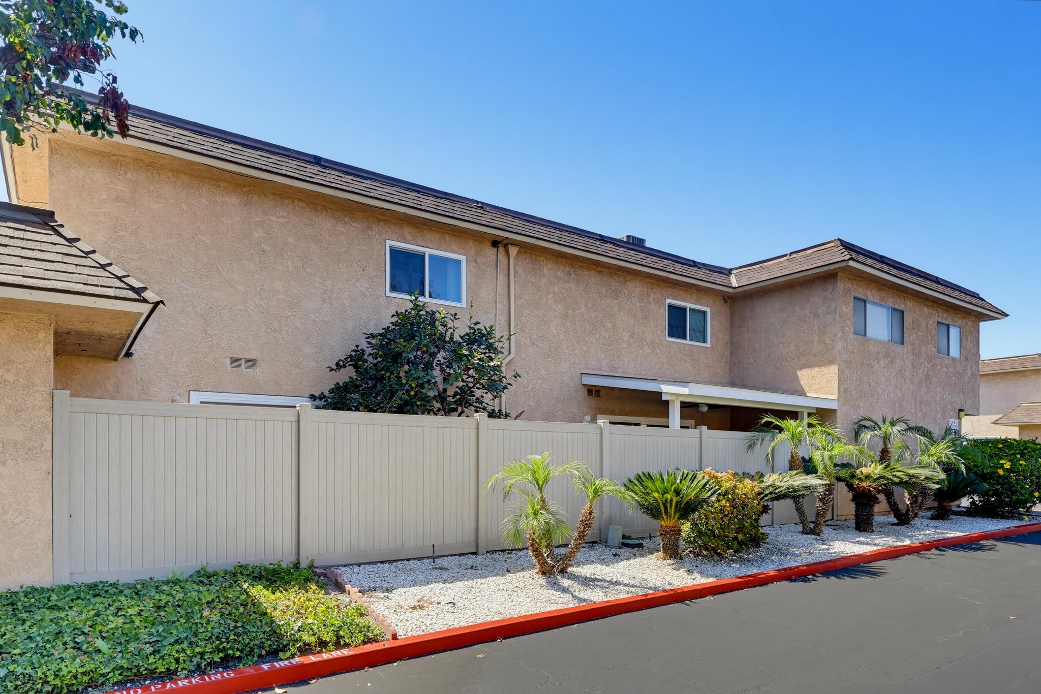Virtual tour photo 66 of 76 for 951 Las Lomas Dr B
