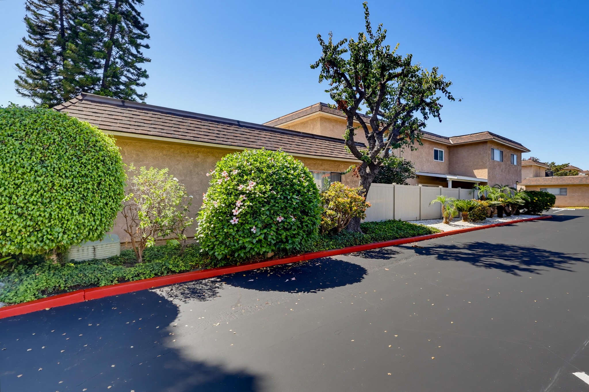 Virtual tour photo 67 of 76 for 951 Las Lomas Dr B
