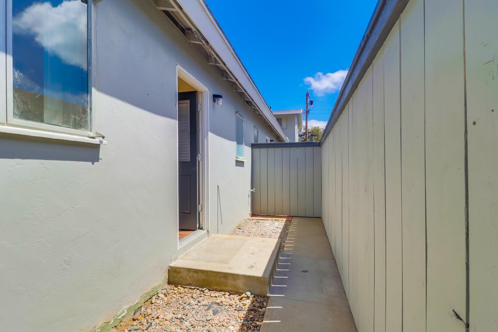 Virtual tour photo 22 of 23 for 951 Opal St