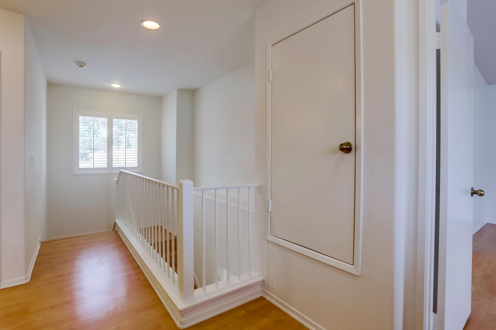 Virtual tour photo 15 of 31 for 9510 Compass Point Dr S UNIT 5