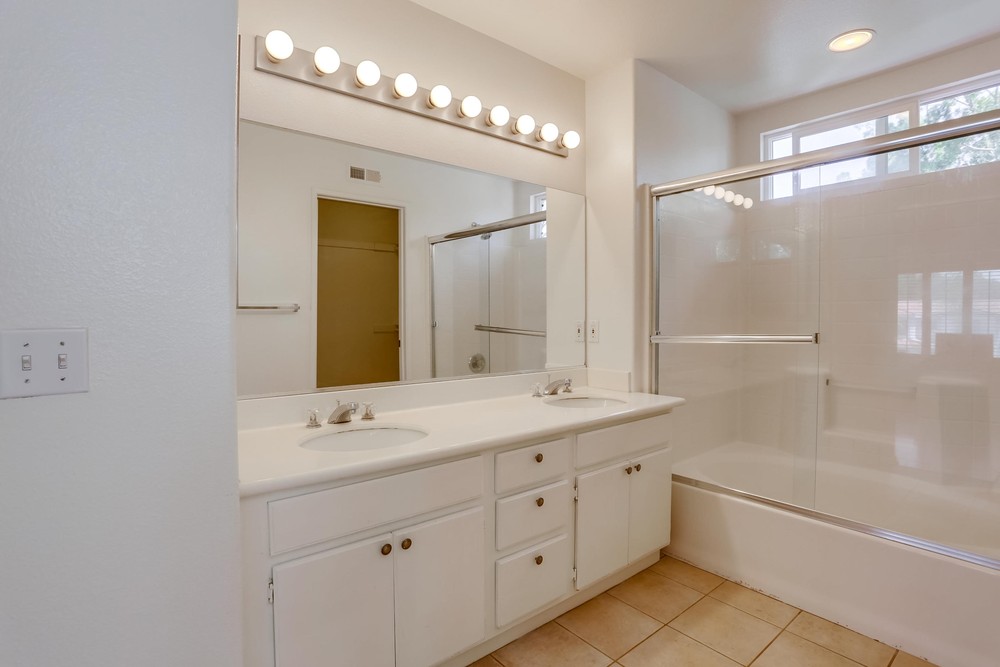 Virtual tour photo 19 of 31 for 9510 Compass Point Dr S UNIT 5