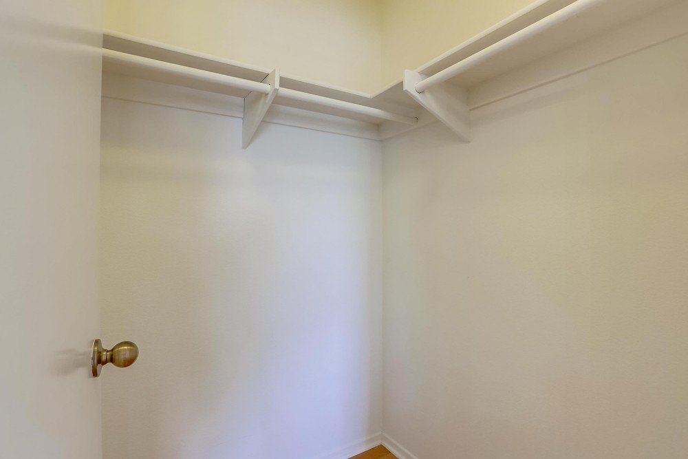 Virtual tour photo 24 of 31 for 9510 Compass Point Dr S UNIT 5