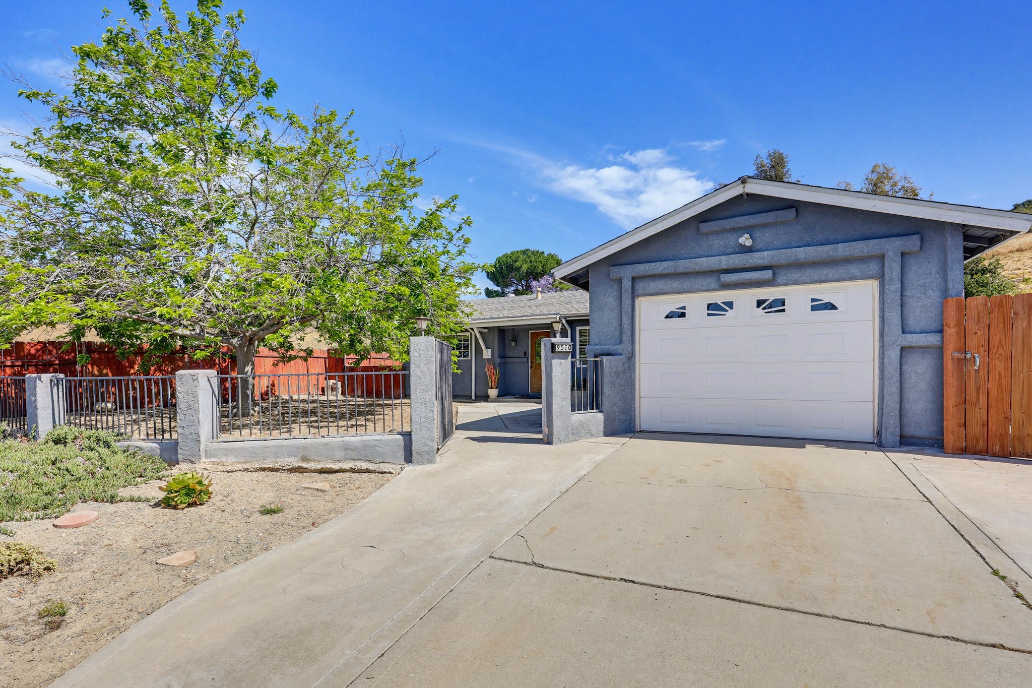 Virtual tour photo 5 of 61 for 9510 Tuthill Way