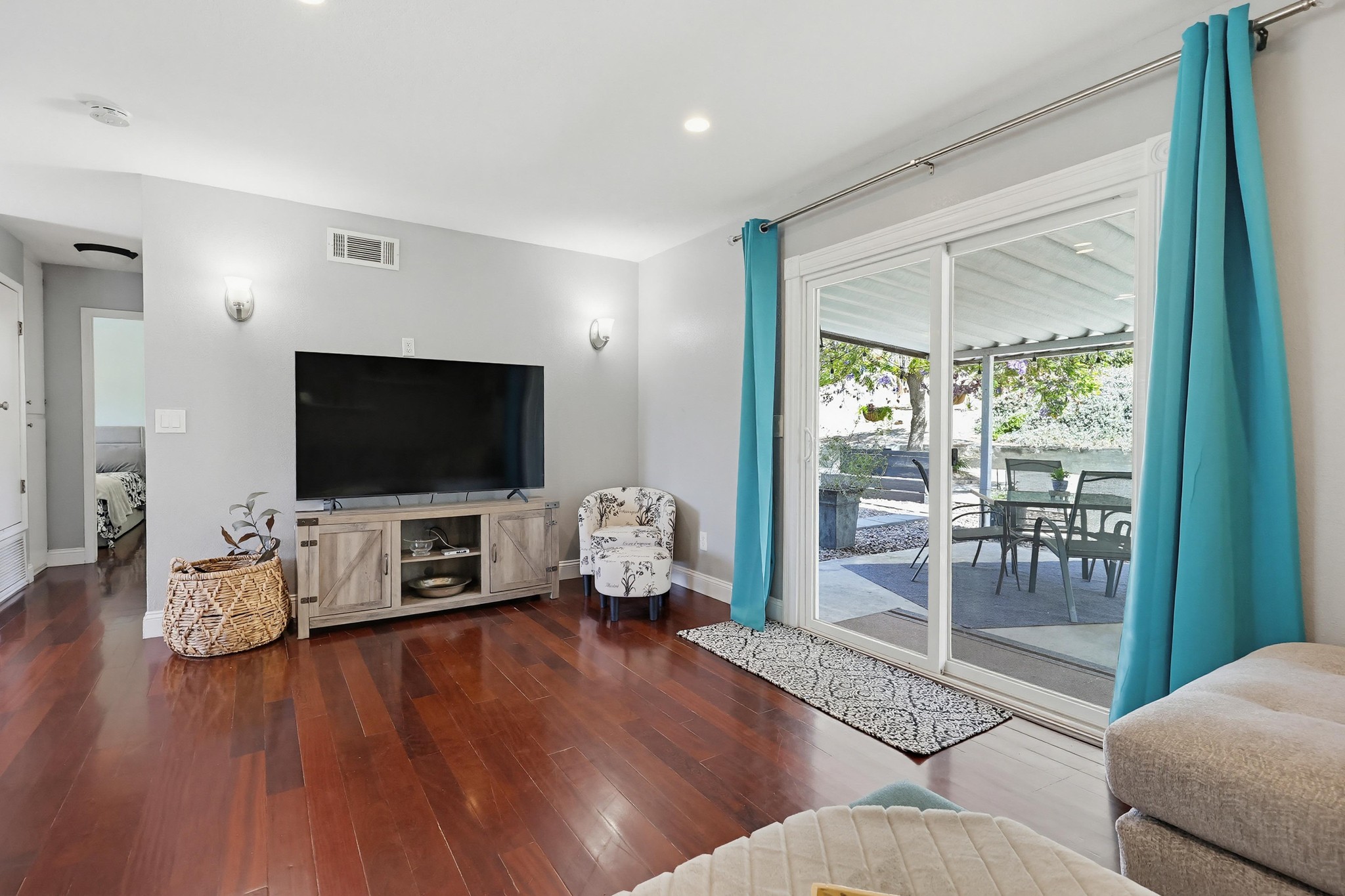 Virtual tour photo 25 of 61 for 9510 Tuthill Way