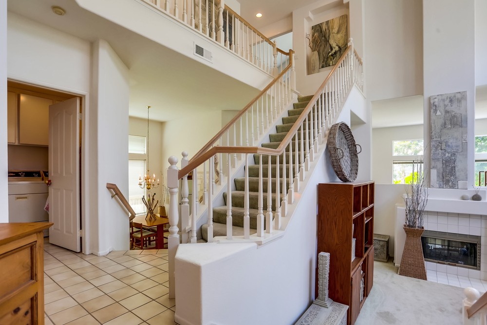 Virtual tour photo 10 of 66 for 9514 Hito Ct