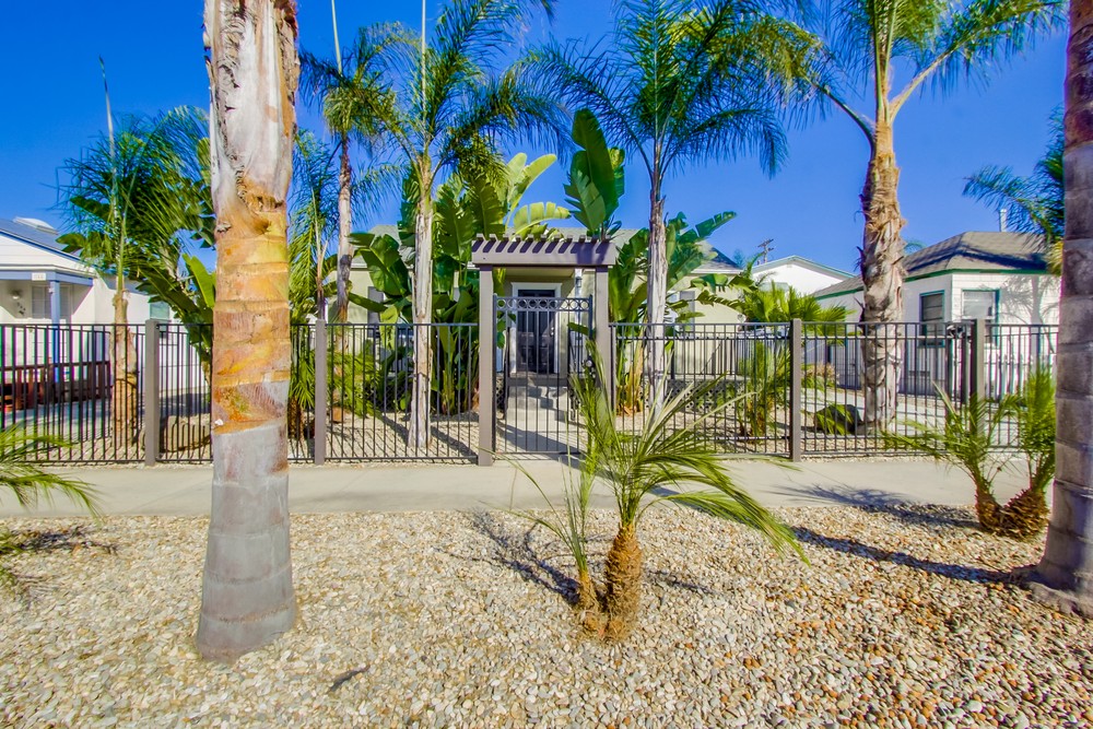 Virtual tour photo 1 of 38 for 952 Missouri St