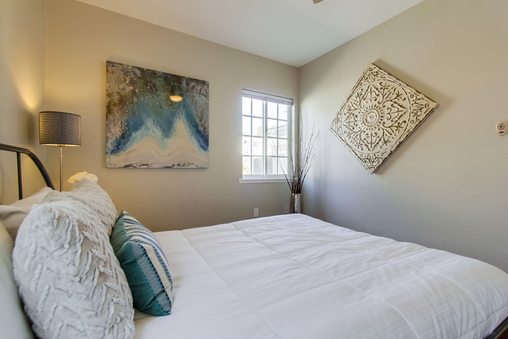 Virtual tour photo 30 of 38 for 952 Missouri St