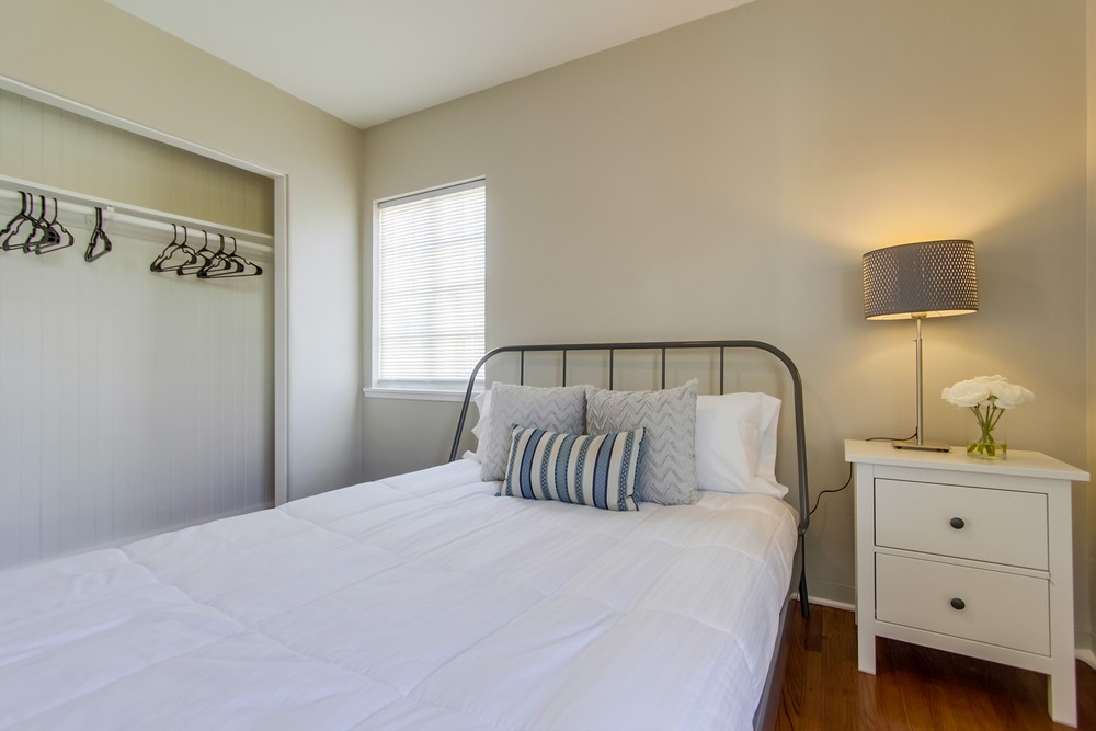 Virtual tour photo 31 of 38 for 952 Missouri St