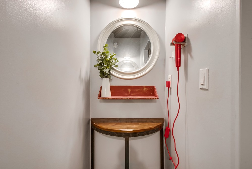 Virtual tour photo 15 of 36 for 9520 Padgett St