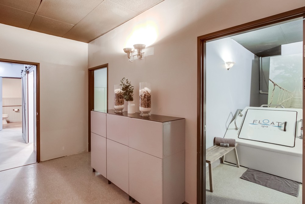 Virtual tour photo 21 of 36 for 9520 Padgett St
