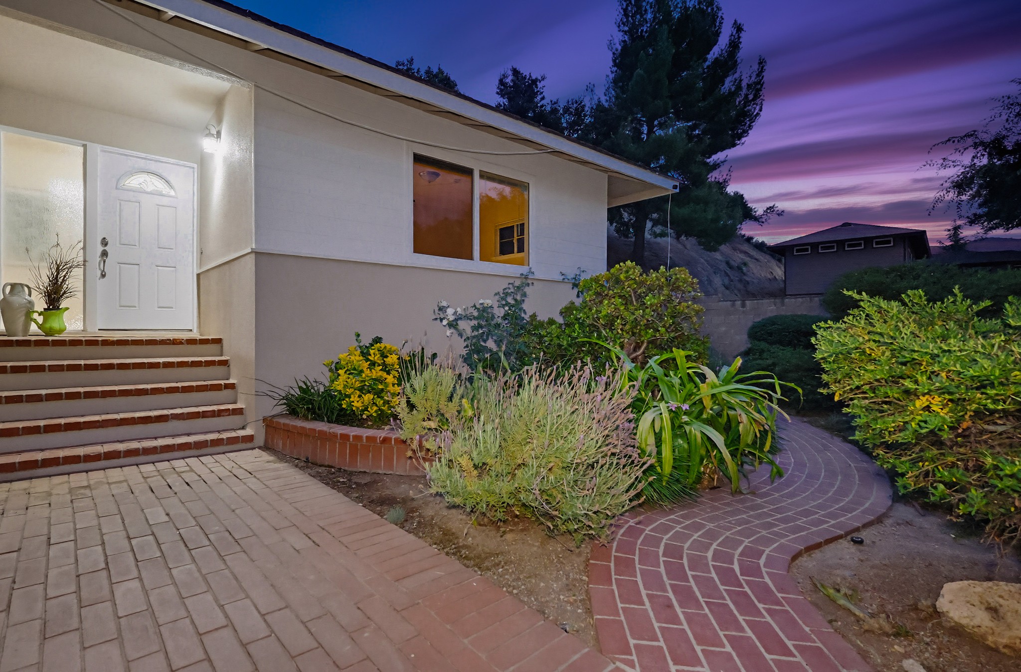 Virtual tour photo 9 of 135 for 9522 Cedarvale Rd