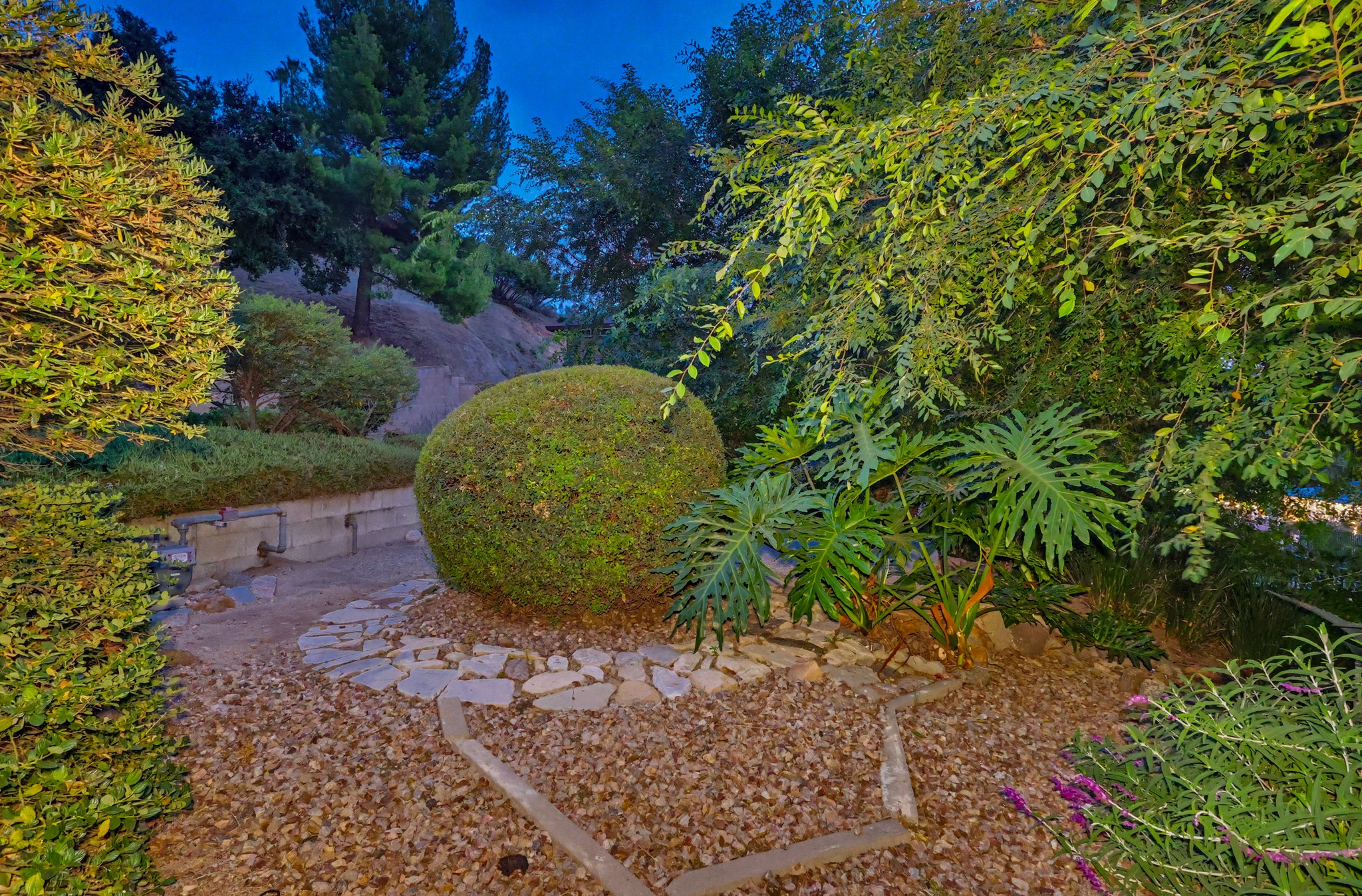 Virtual tour photo 13 of 135 for 9522 Cedarvale Rd