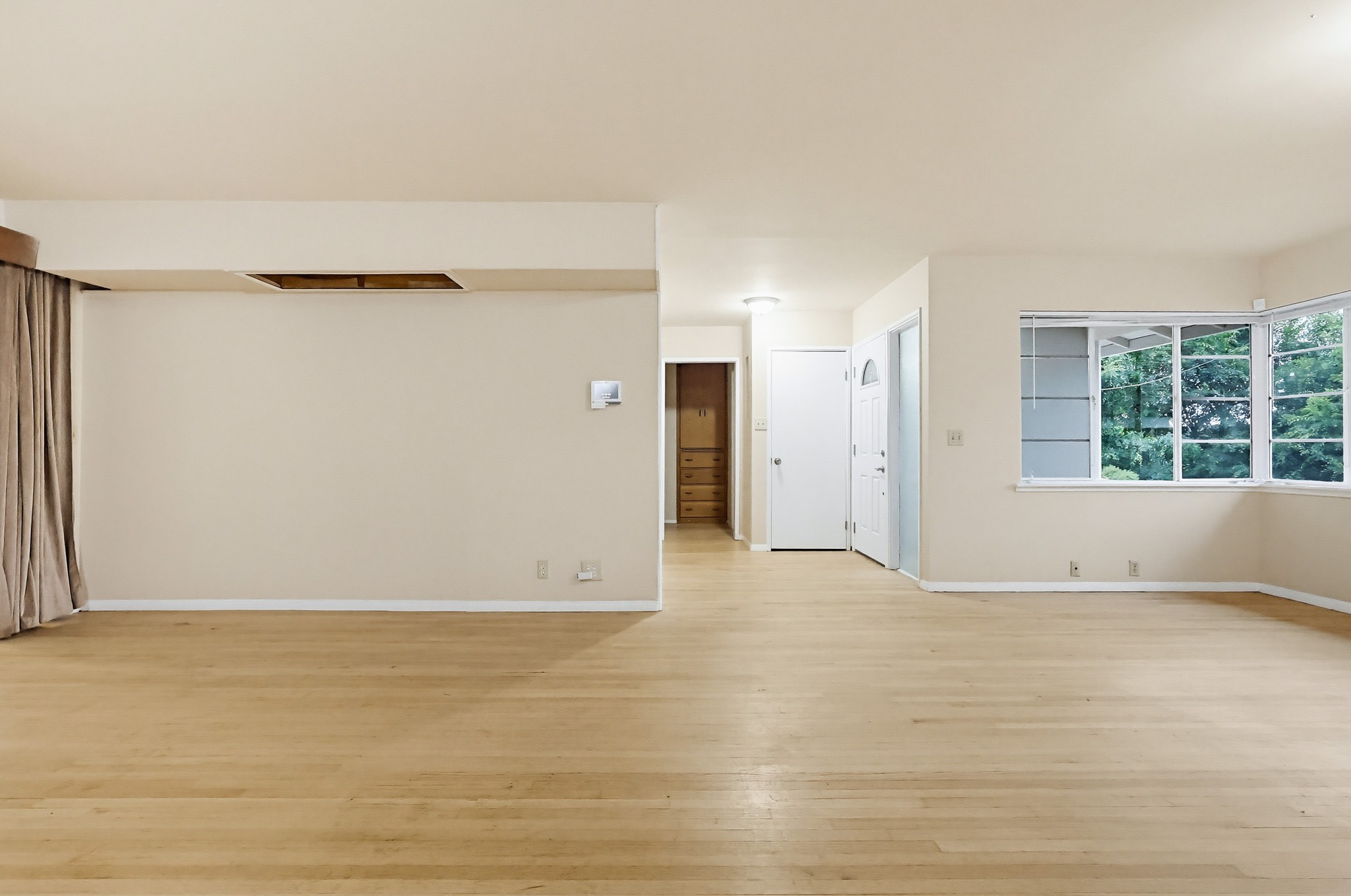 Virtual tour photo 40 of 135 for 9522 Cedarvale Rd