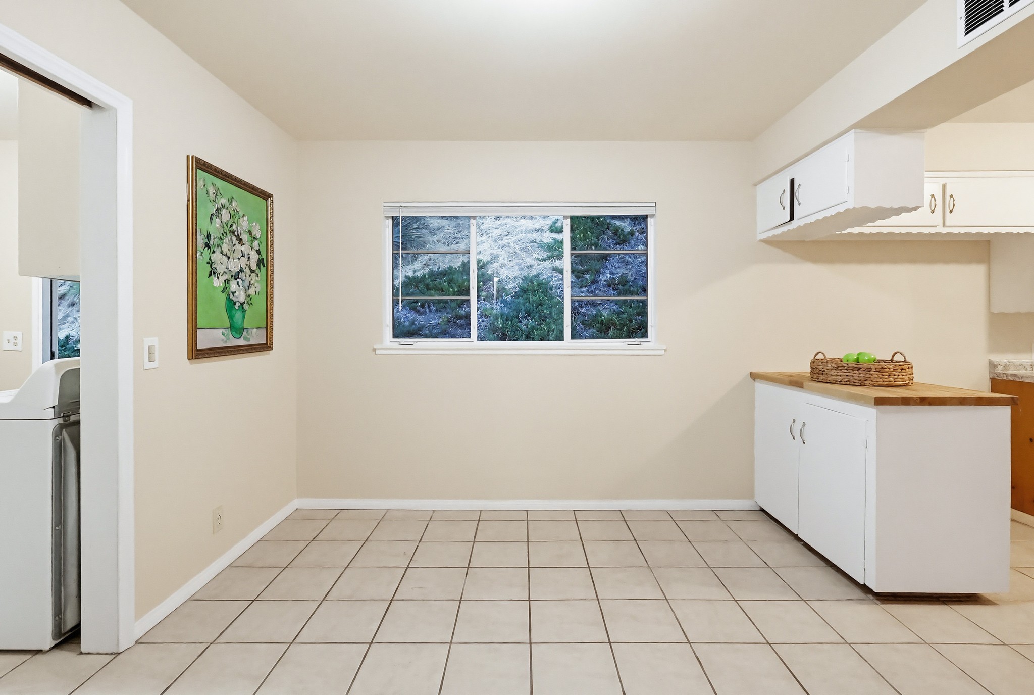 Virtual tour photo 47 of 135 for 9522 Cedarvale Rd