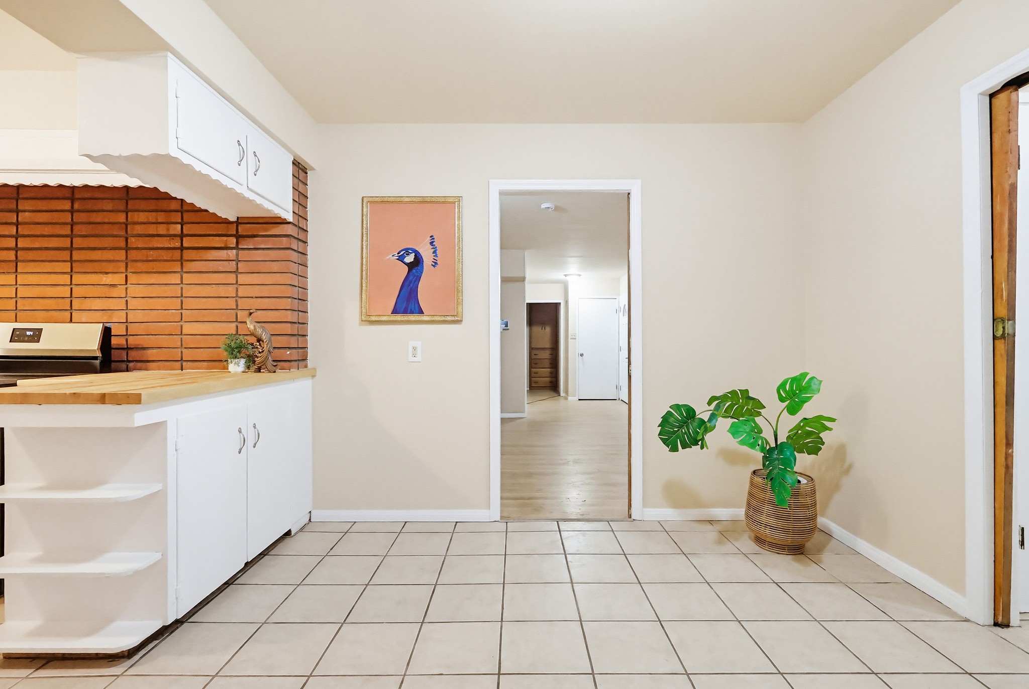 Virtual tour photo 50 of 135 for 9522 Cedarvale Rd