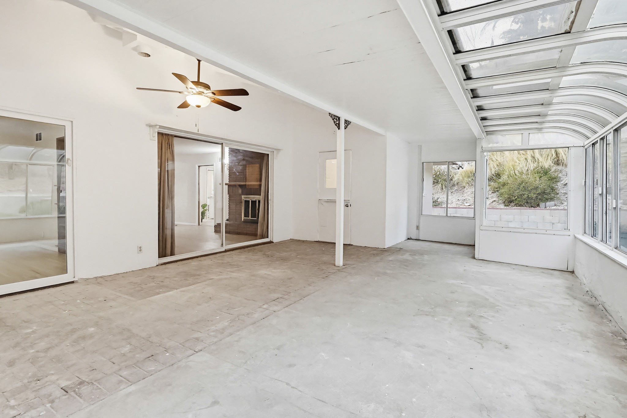 Virtual tour photo 87 of 135 for 9522 Cedarvale Rd