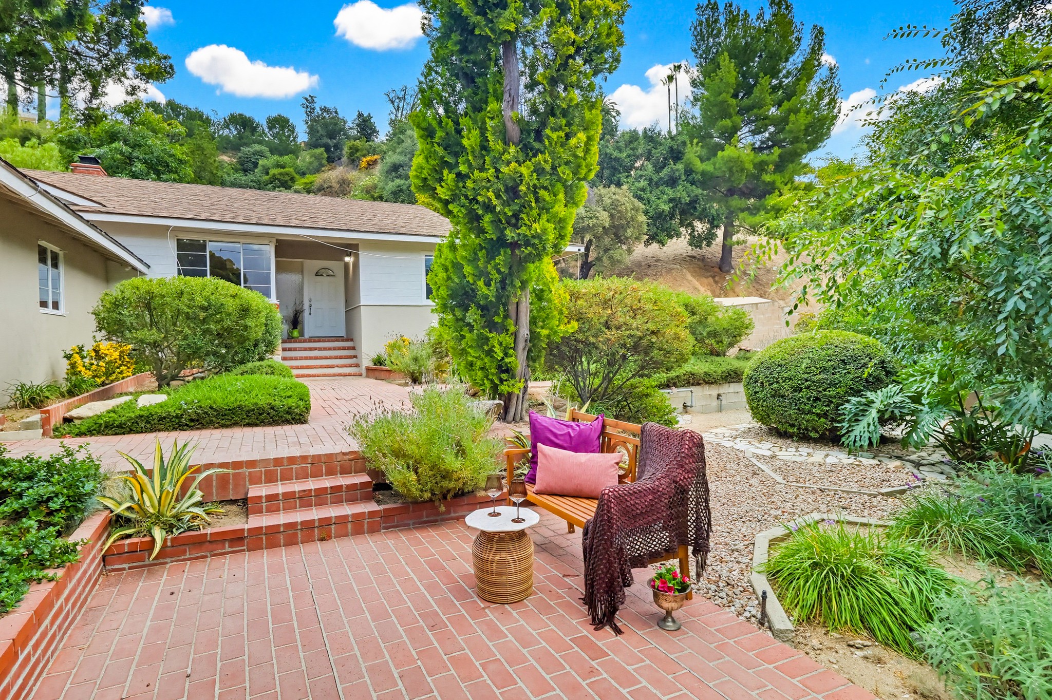 Virtual tour photo 95 of 135 for 9522 Cedarvale Rd