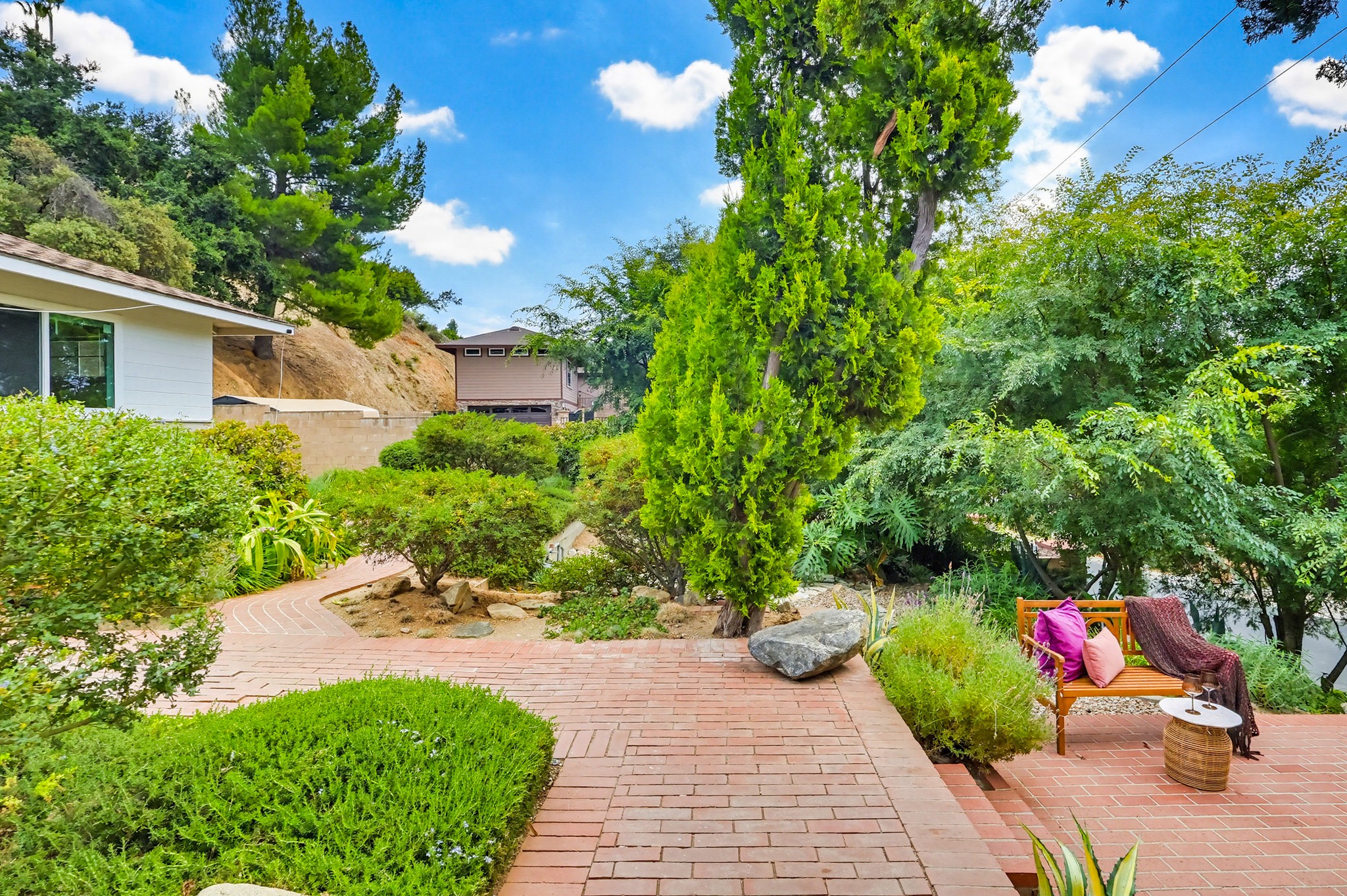 Virtual tour photo 96 of 135 for 9522 Cedarvale Rd