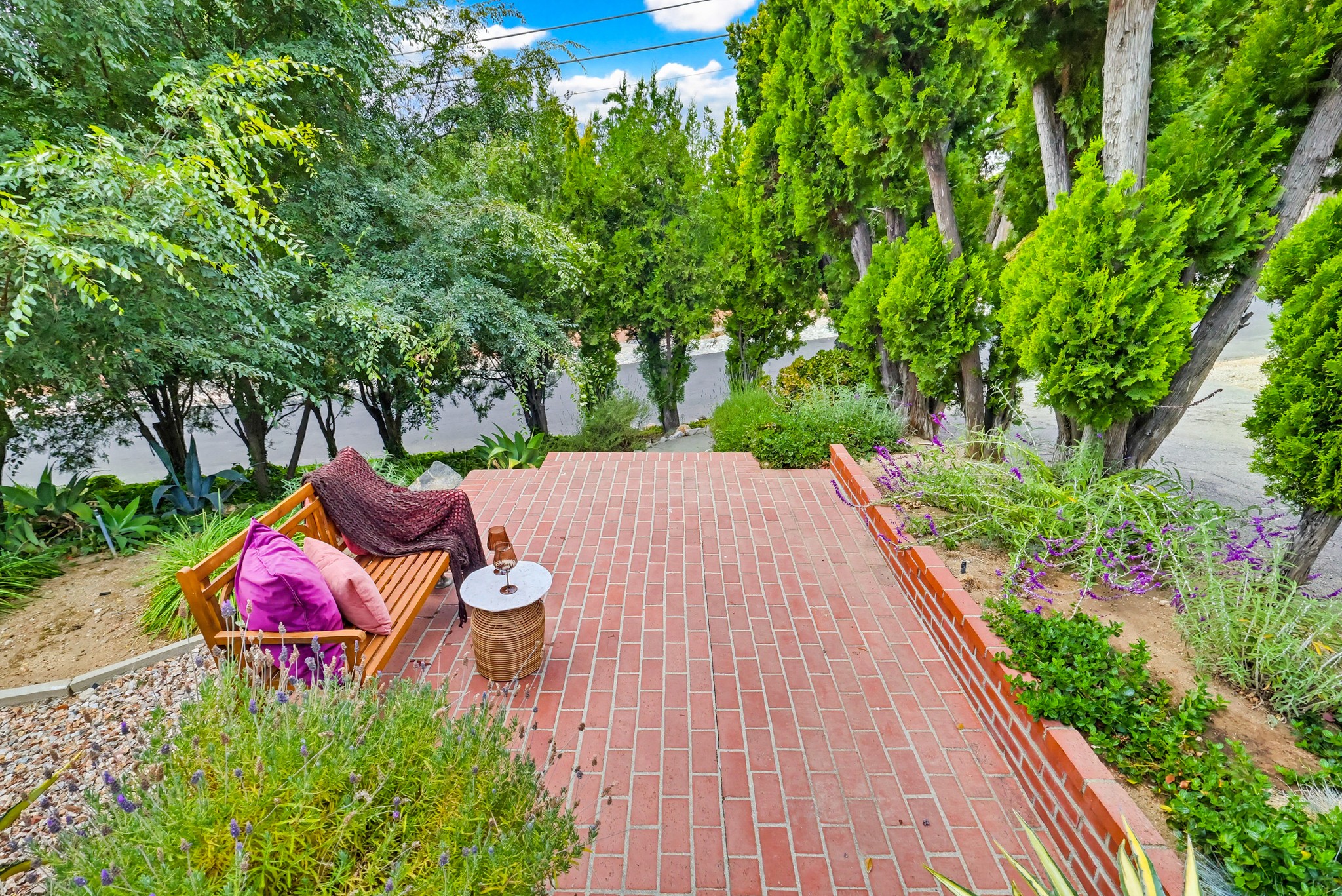 Virtual tour photo 98 of 135 for 9522 Cedarvale Rd