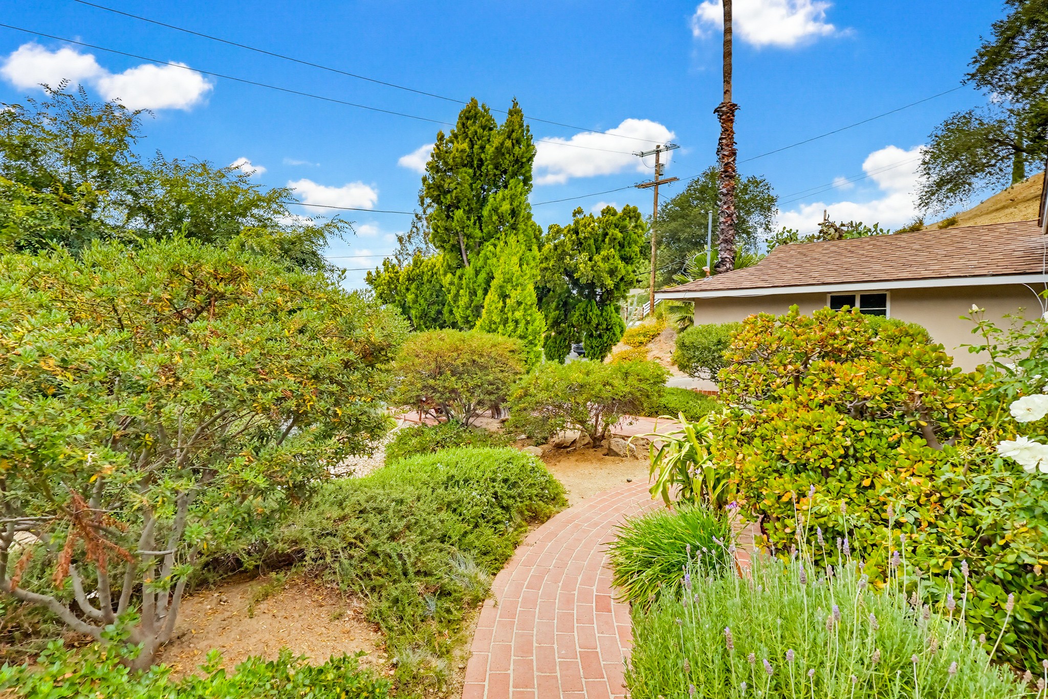 Virtual tour photo 107 of 135 for 9522 Cedarvale Rd