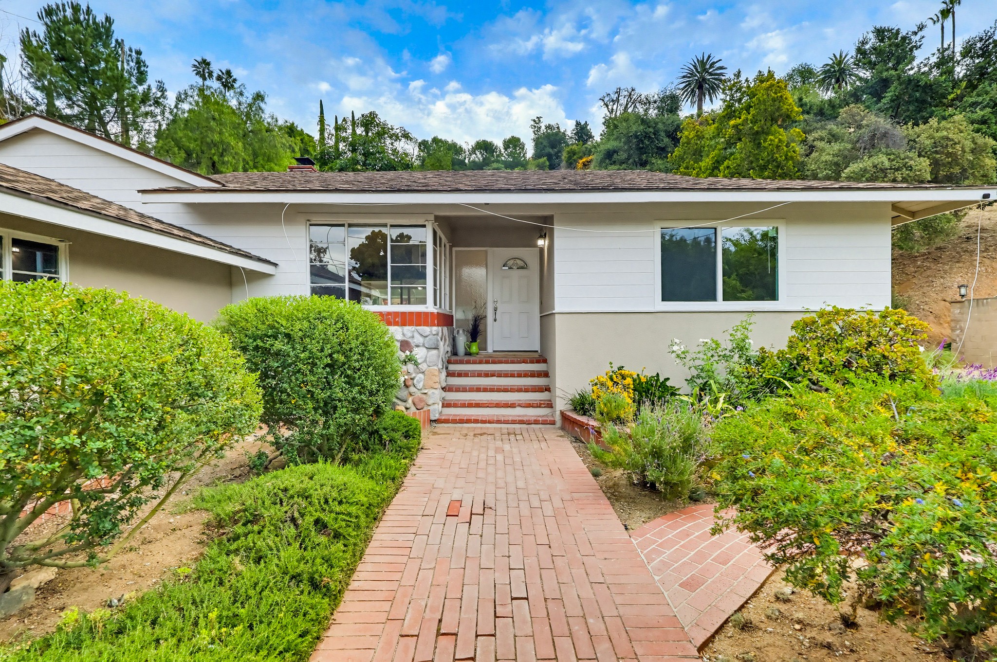 Virtual tour photo 109 of 135 for 9522 Cedarvale Rd
