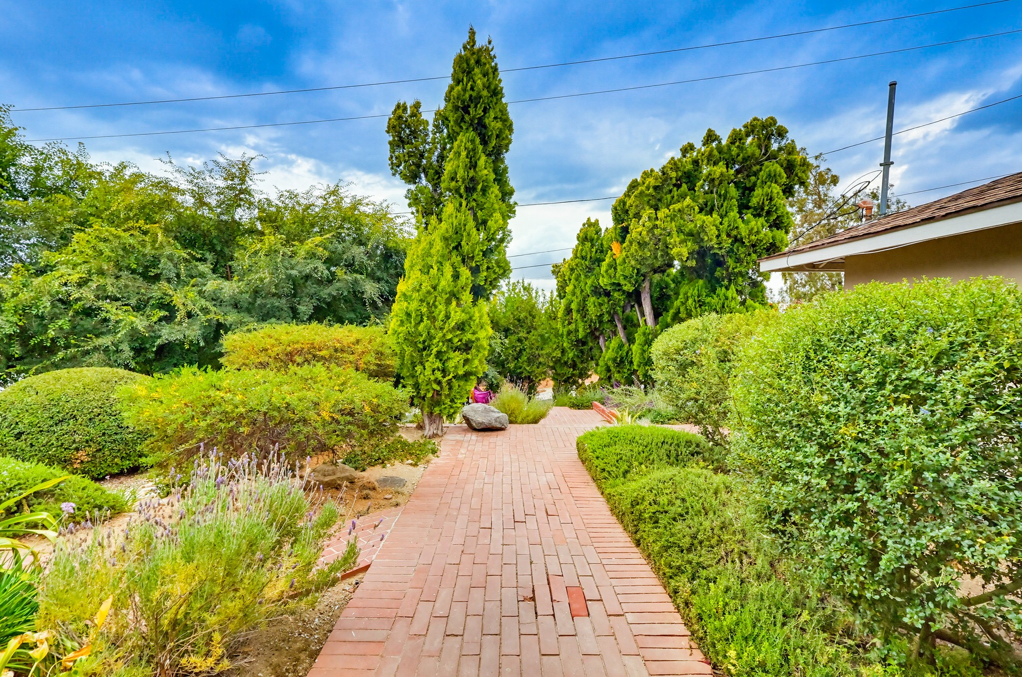 Virtual tour photo 112 of 135 for 9522 Cedarvale Rd