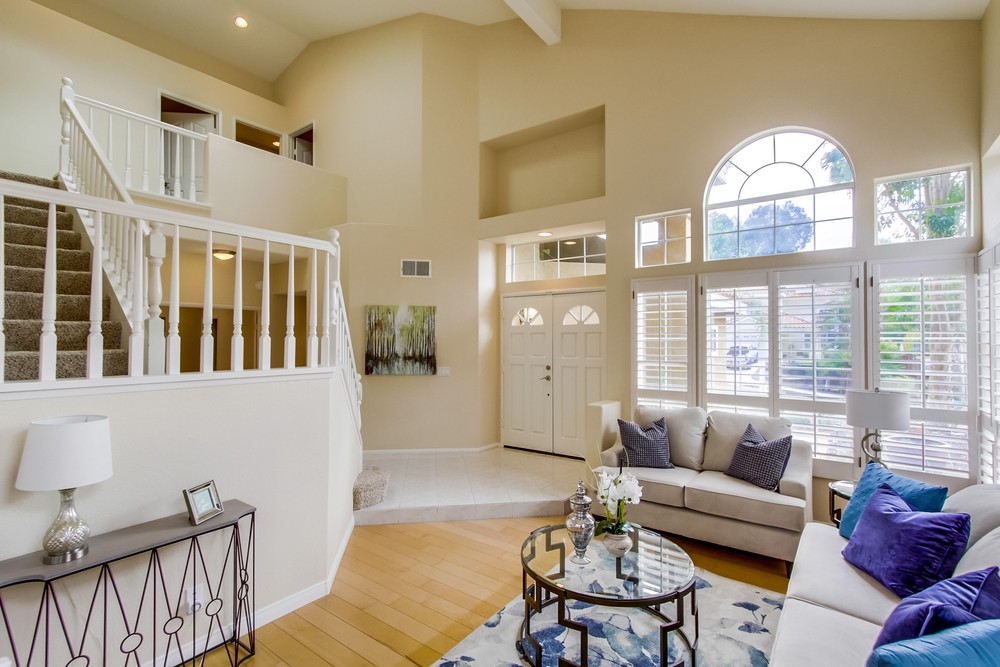 Virtual tour photo 8 of 55 for 9526 Oviedo St