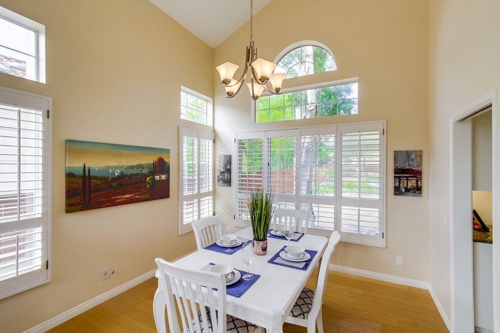 Virtual tour photo 10 of 55 for 9526 Oviedo St