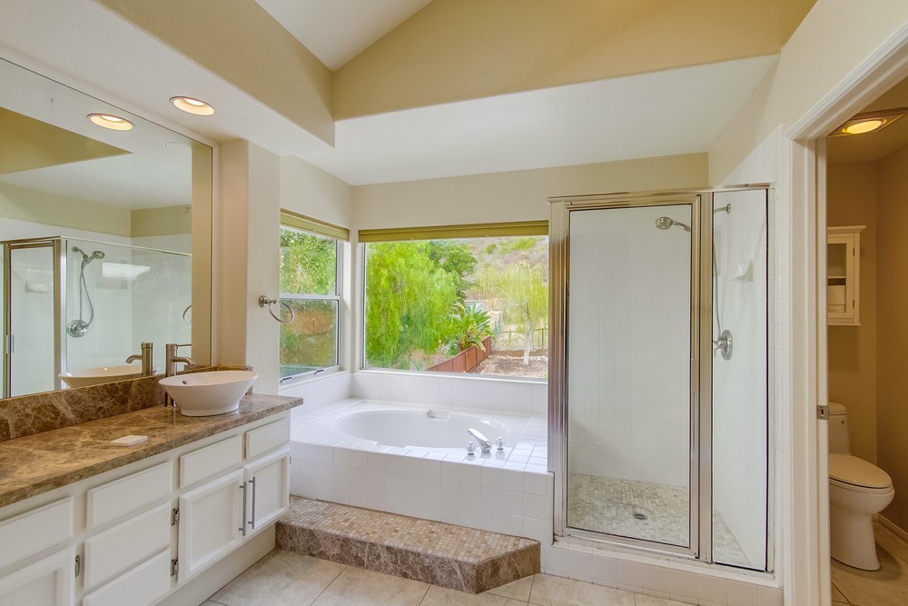 Virtual tour photo 31 of 55 for 9526 Oviedo St