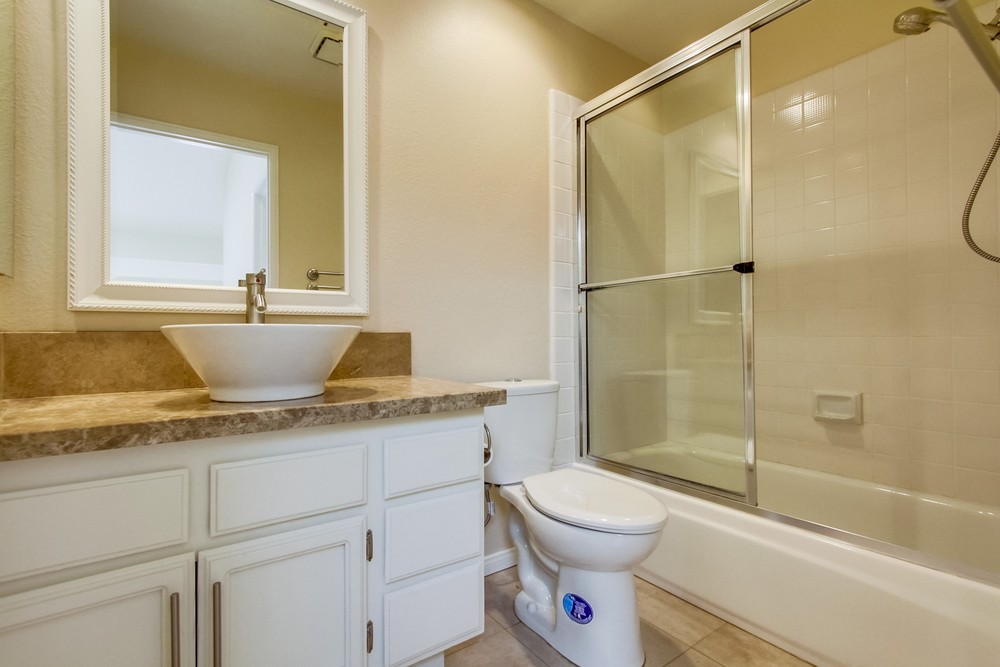 Virtual tour photo 39 of 55 for 9526 Oviedo St