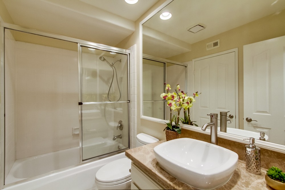 Virtual tour photo 45 of 55 for 9526 Oviedo St