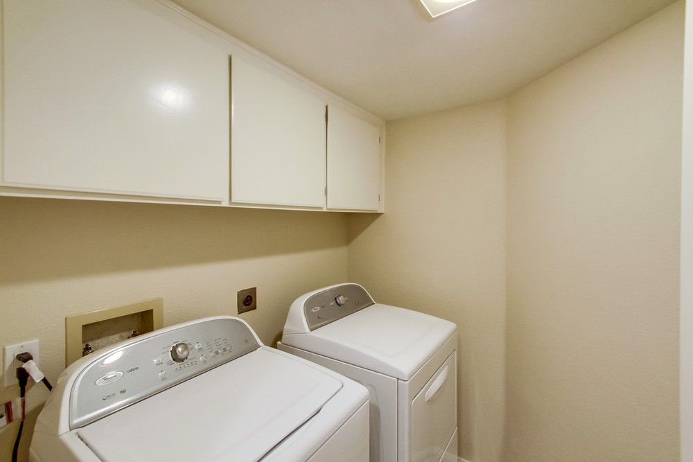 Virtual tour photo 48 of 55 for 9526 Oviedo St