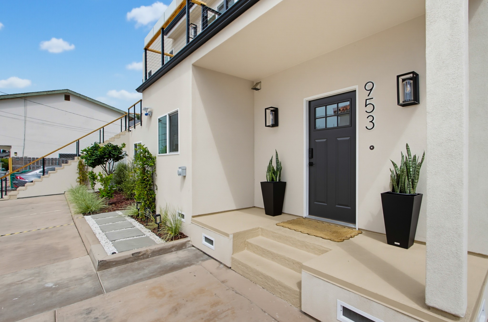 Virtual tour photo 5 of 75 for 953 Beryl St