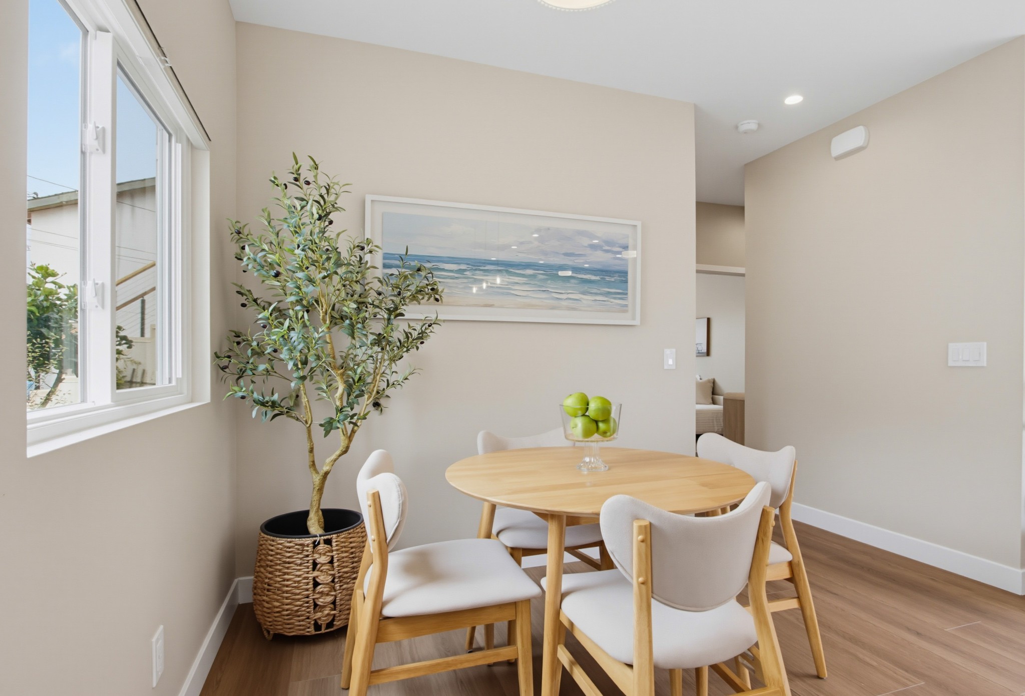Virtual tour photo 14 of 75 for 953 Beryl St